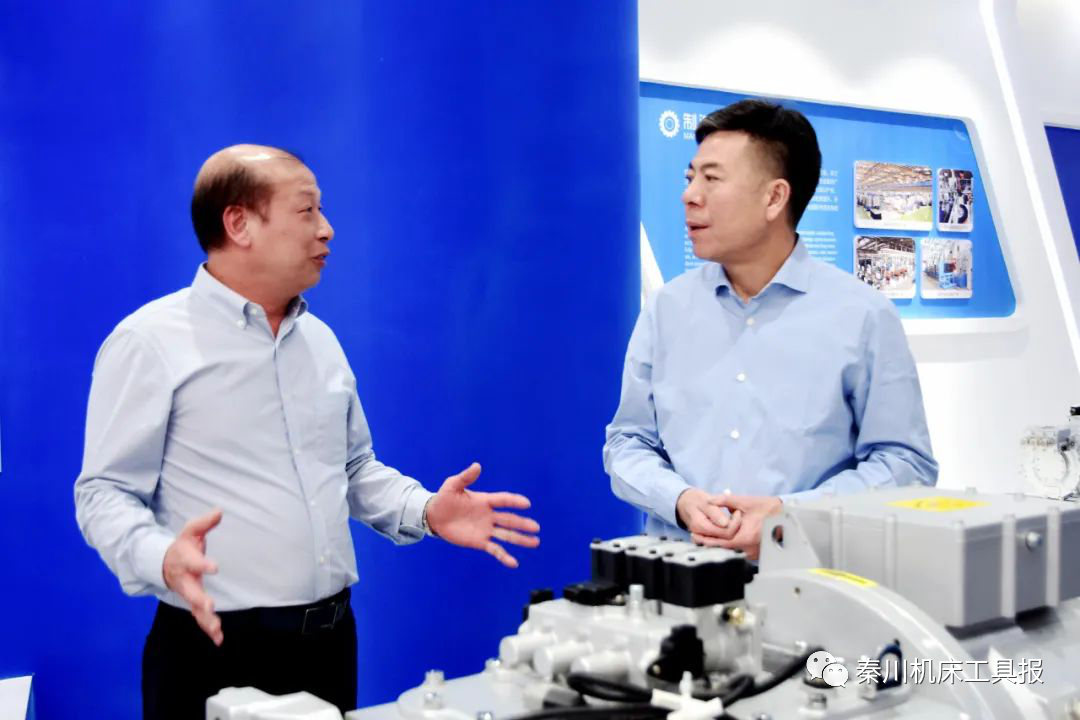 嚴(yán)鑒鉑董事長會見廣州數(shù)控董事長何敏佳