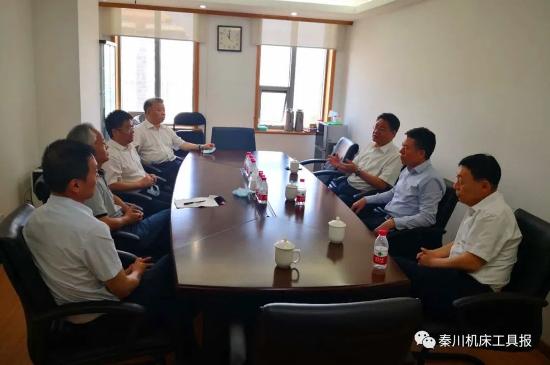 嚴(yán)鑒鉑董事長拜訪中國機(jī)床工具工業(yè)協(xié)會、中國工程院