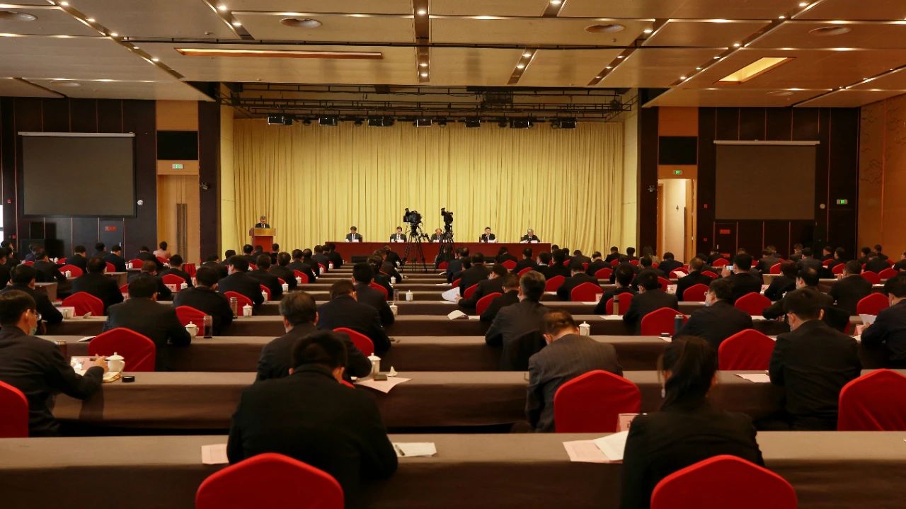 嚴鑒鉑董事長榮獲陜西省“擔(dān)當(dāng)作為好干部”稱號！