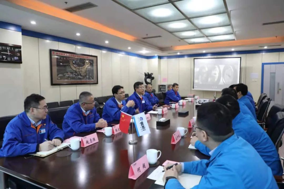 法士特集團(tuán)領(lǐng)導(dǎo)干部到秦川集團(tuán)參觀交流