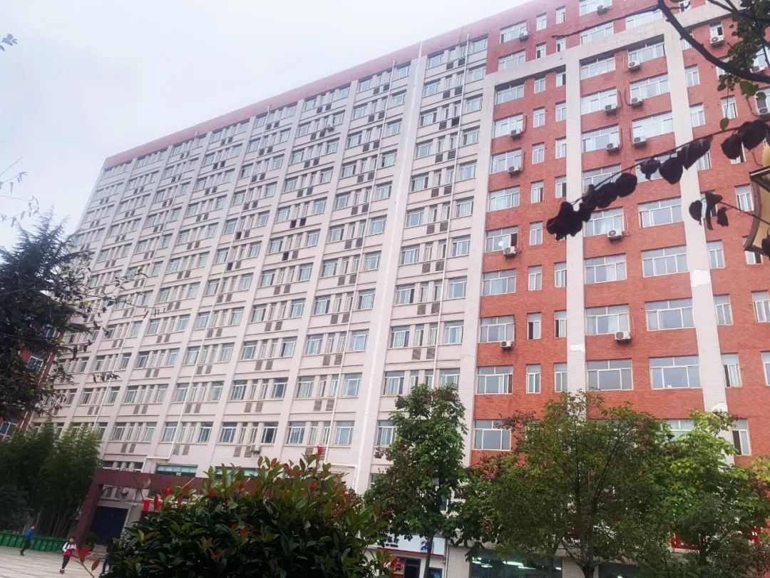 【黨建動態(tài)】用初心和實干解決職工身邊細微事